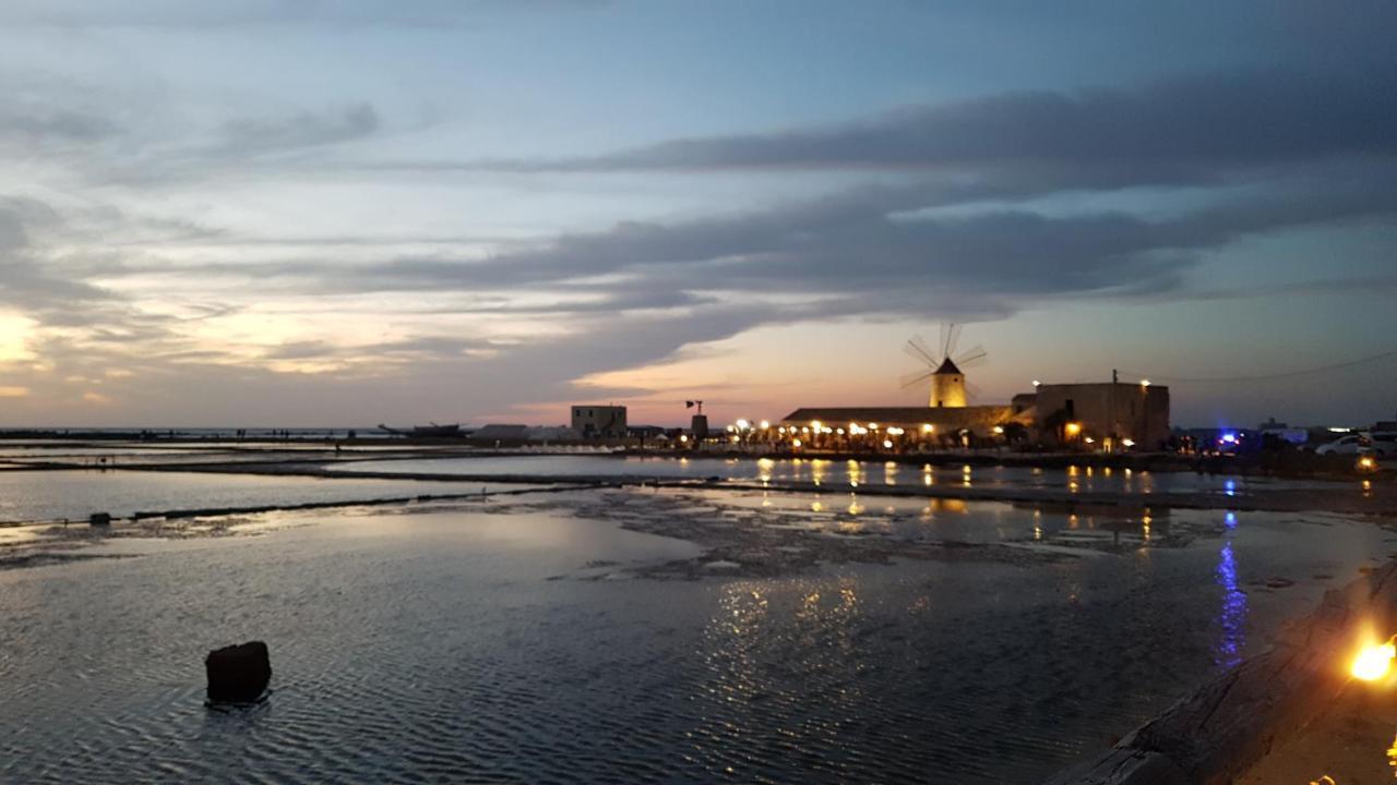 Sole Mare Sale Bed & Breakfast Torre Nubia Bagian luar foto